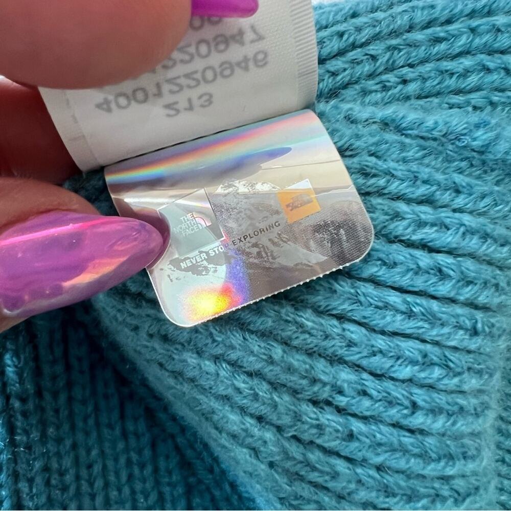 The North Face Teal Blue Knit Beanie - Picture 8 of 8